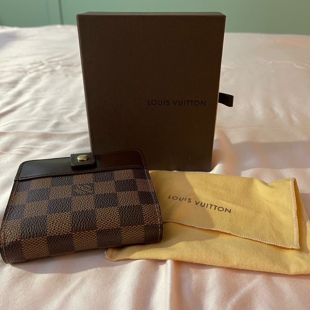 Louis Vuitton Compact Zippy Bifold Wallet Damier Ebene